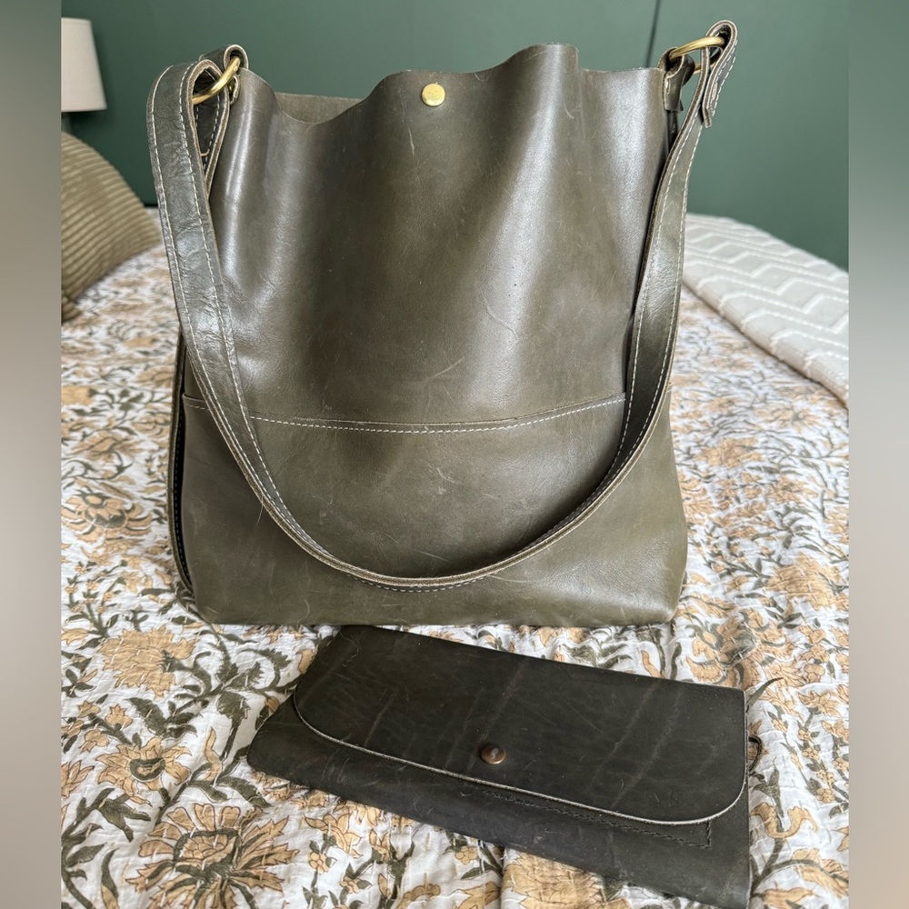 Teddi Joelle (Hustle & Hide) Leather Slingback Bag and Wallet
